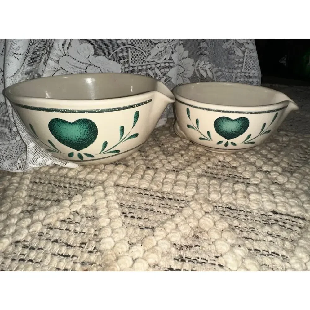 Vintage Green Heart Nesting Mixing Bowls, Set of 2 Country Cottage Kitchen